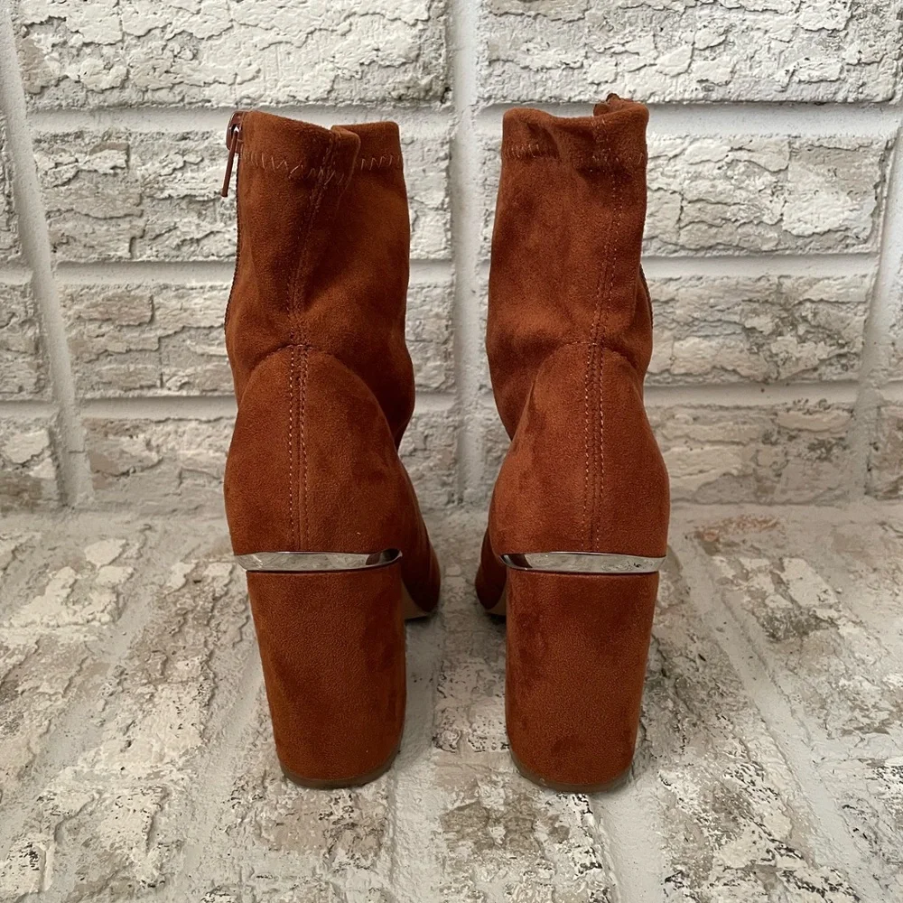Steve Madden Brown Suede Ankle Boots - Picture 4 of 7